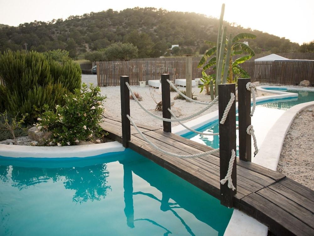 Sant Francesc de s'Estany Boutique Hostal La Curandera De Salinas מראה חיצוני תמונה