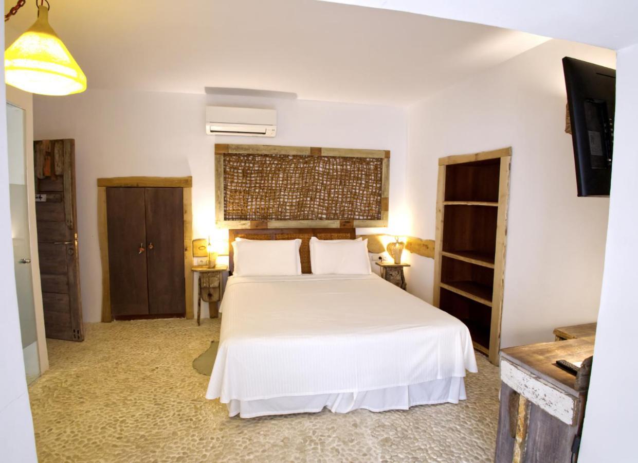 Sant Francesc de s'Estany Boutique Hostal La Curandera De Salinas מראה חיצוני תמונה