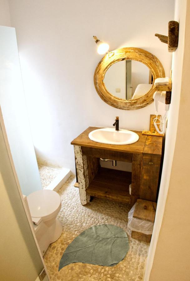 Sant Francesc de s'Estany Boutique Hostal La Curandera De Salinas מראה חיצוני תמונה